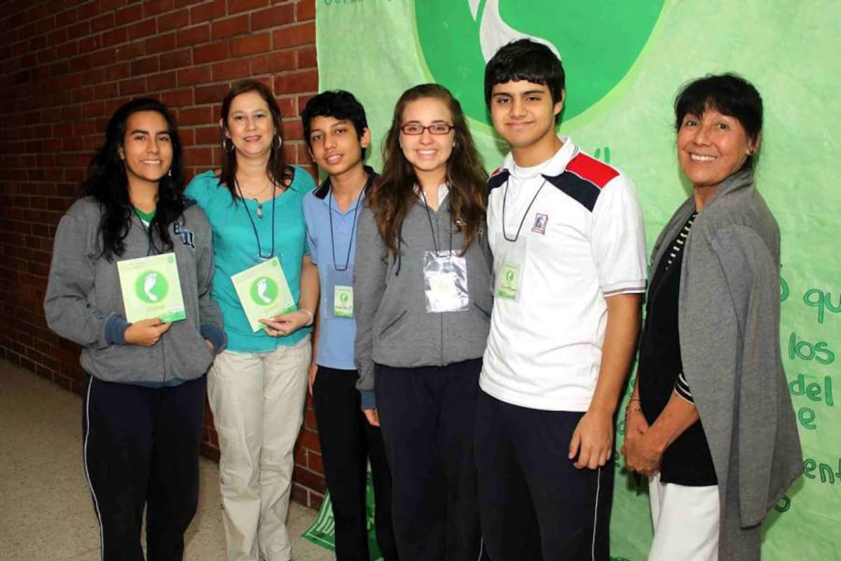 María Angélica Contreras, María Imelda Osorio, Andrés Felipe Mantilla, Ana María Figueroa, David Bayona y Sofía Hernández. (Foto: Nelson Díaz/VANGUARDIA LIBERAL)