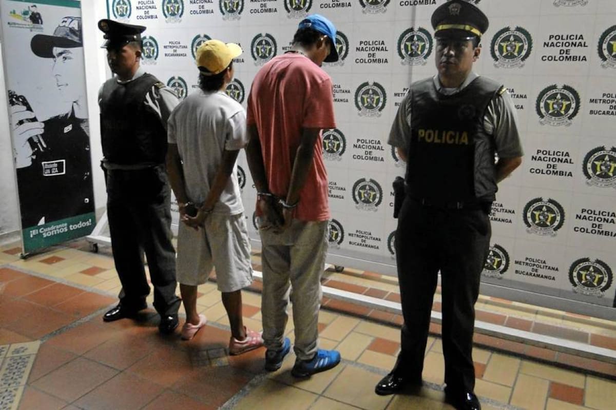 Los dos capturados quedaron a órdenes de la Fiscalía encargada de definirles su situación jurídica. (Foto: Suministrada/VANGUARDIA LIBERAL)