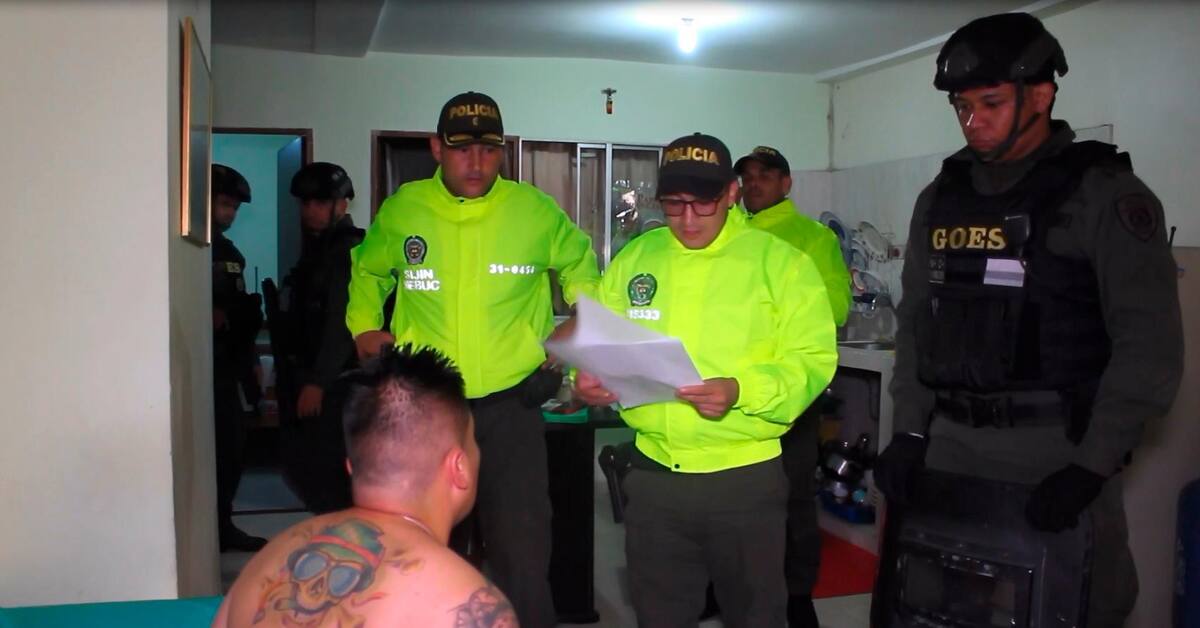 La captura de Juan Guillermo Valderrama Amézquita, por desaparición forzada, se realizó ayer en la mañana, en una vivienda del barrio El Cristal, en Bucaramanga.