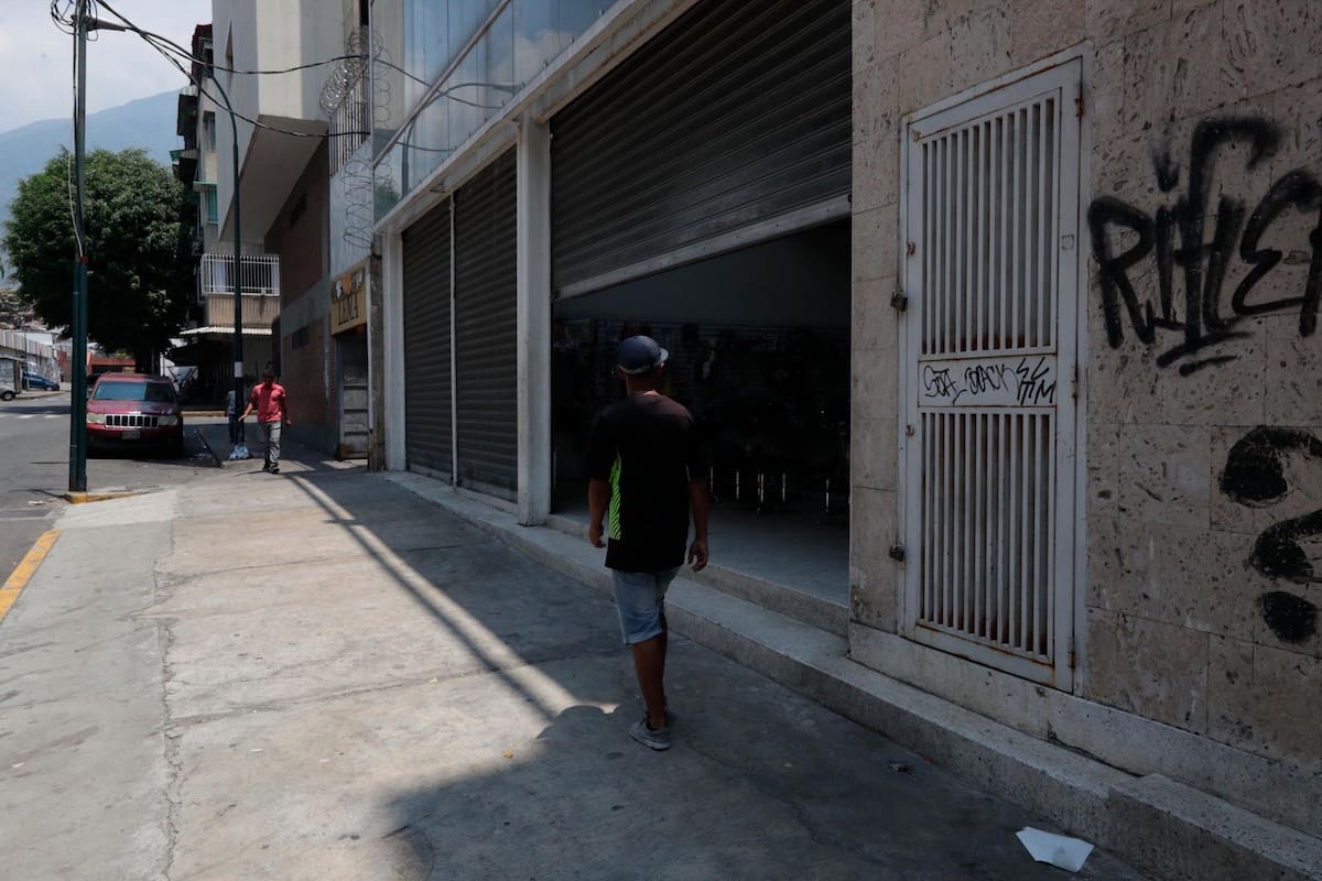 La oposición venezolana afirma que el Gobierno de Maduro es el responsable de los fallos en el sistema. (Foto: EFE /VANGUARDIA)