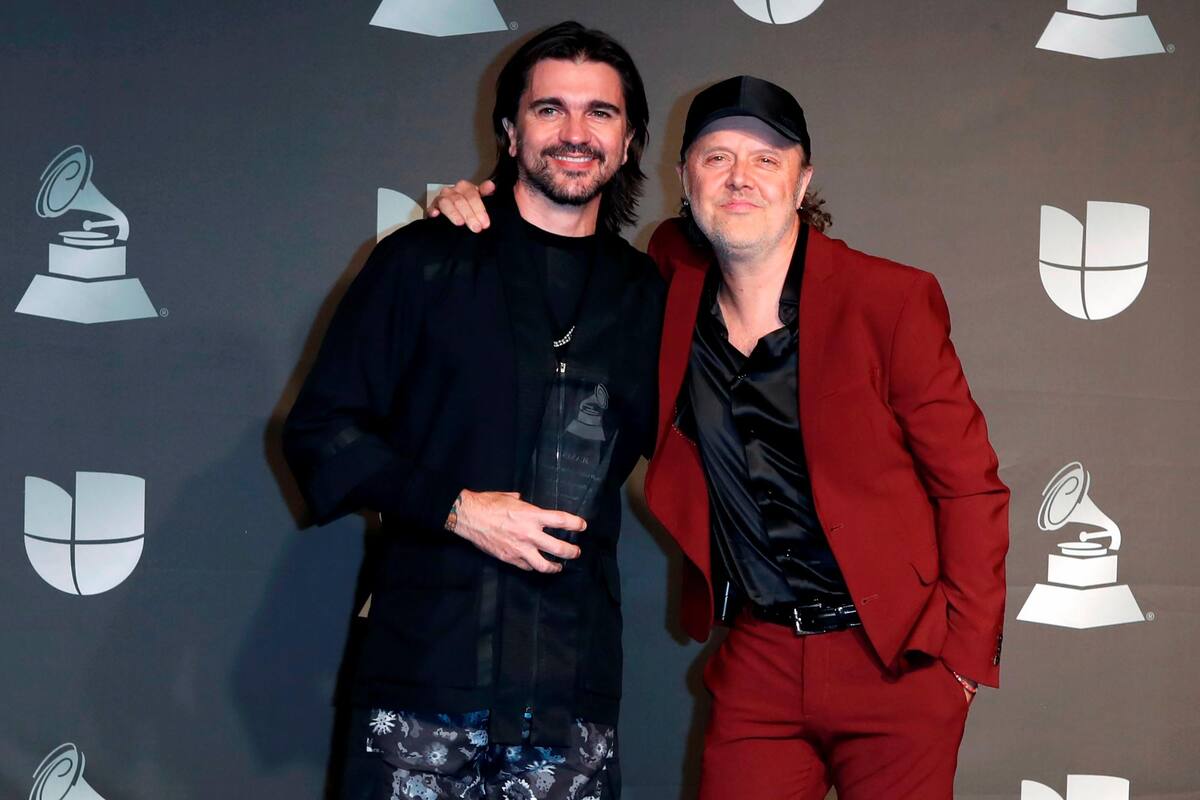 Juanes recibió de Metallica el premio a Persona del año en los Latin Grammy (Foto: EFE)