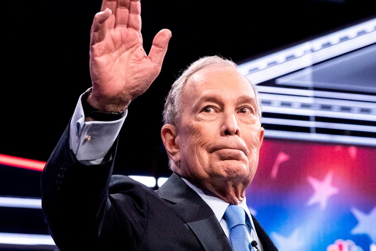 De 78 años, el magnate Michael Bloomberg se sumó a la campaña demócrata hasta noviembre próximo, casi un año después de muchos de sus competidores. (Foto: EFE / VANGUARDIA)