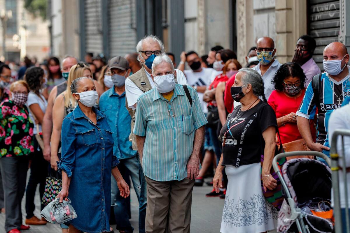 En América Latina, Colombia se convirtió en el tercer país con mayor número de infectados por la pandemia y superó ayer los 600.000 recuperados de coronavirus . (Foto: EFE / VANGUARDIA)