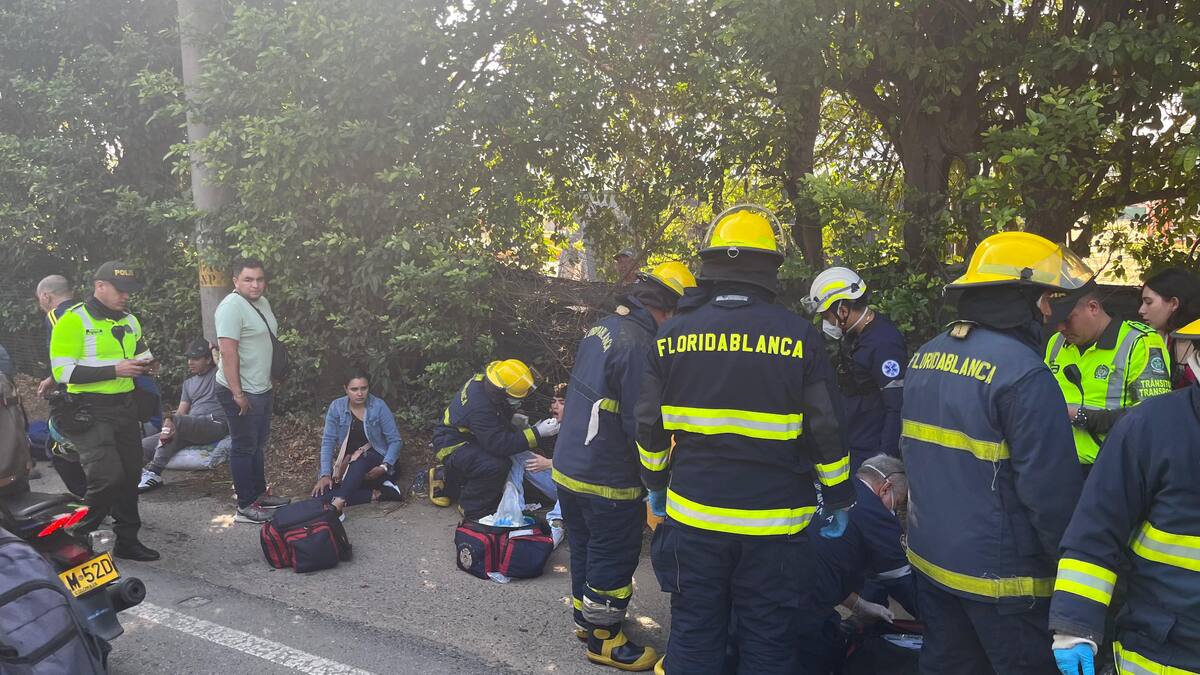 Por saltarse el separador, motociclista ocasionó accidente que dejó 12 personas heridas en el Anillo Vial