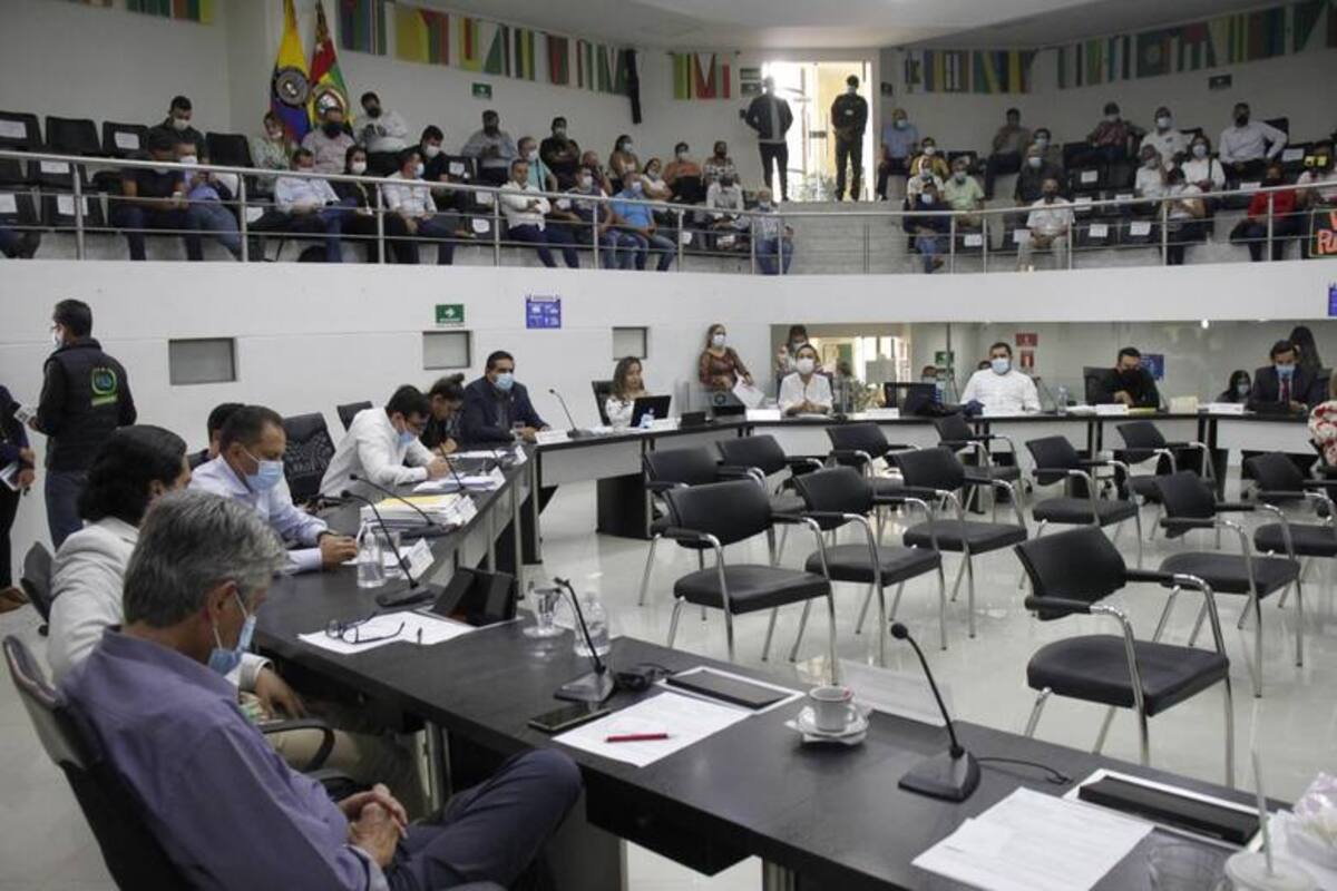 Asamblea de Santander en sesión plenaria.