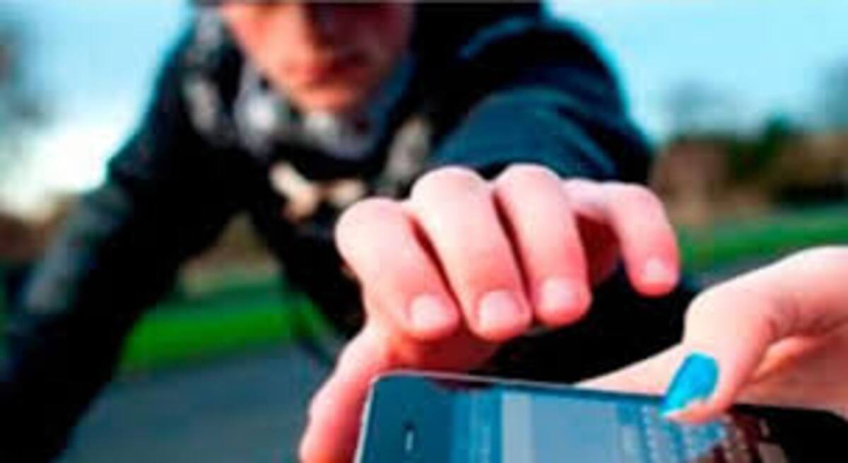 Los celulares son los botines que más atraen a los delincuentes.
