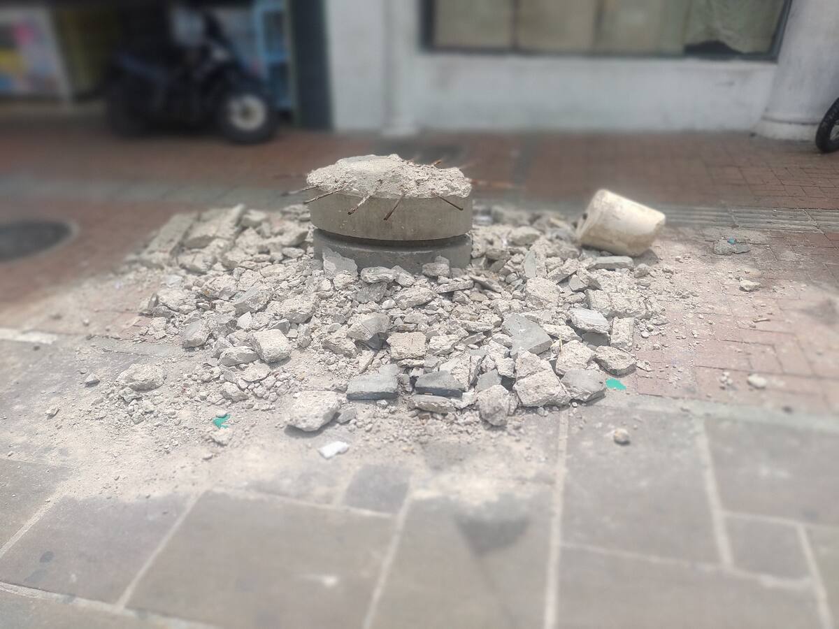 Vandalismo en el Paseo del Comercio.