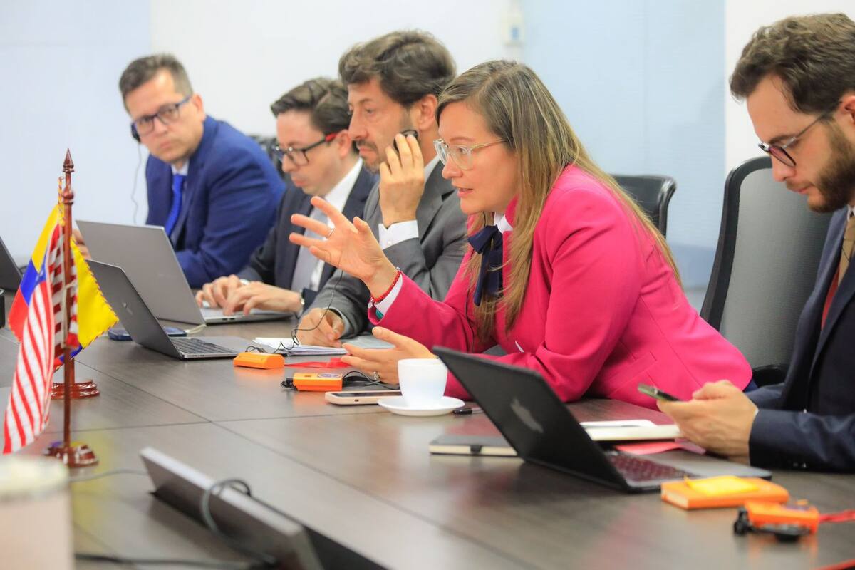Delegación de EE.UU. llega a Colombia para continuar negociaciones sobre aranceles. Foto: MinComercio