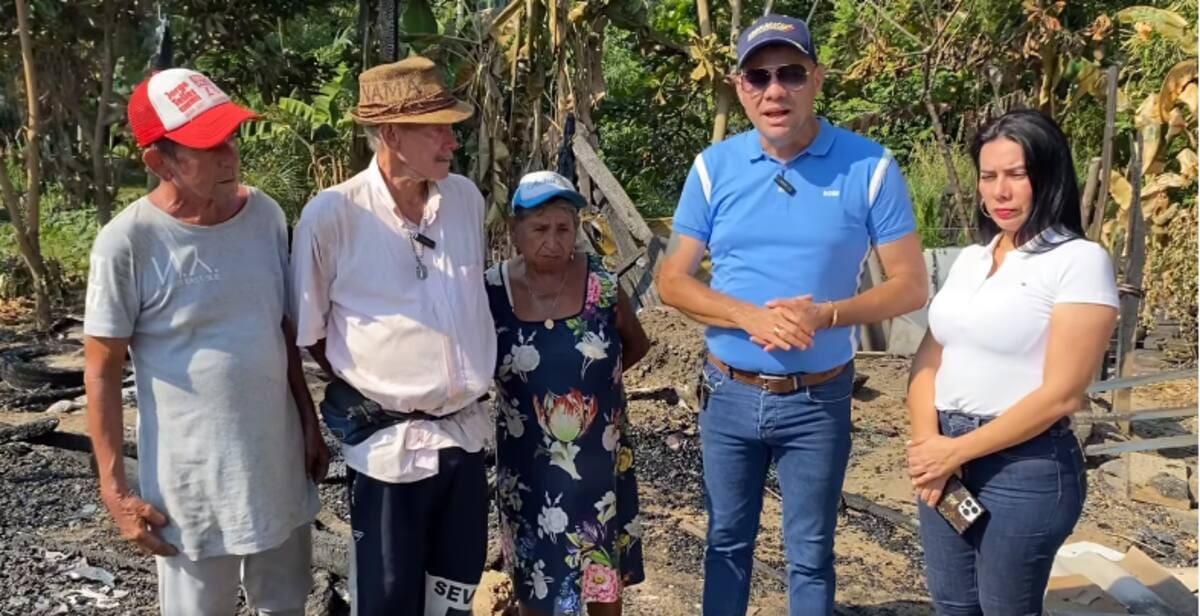 Humilde familia de Sabana de Torres recibió nuevo hogar.