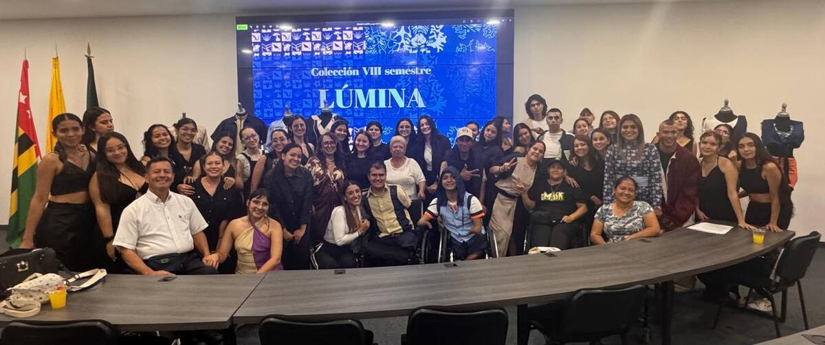 Estudiantes, docentes y modelos de las UTS.