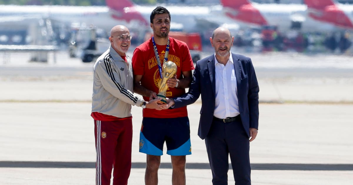 Selección española aterrizó en Madrid como campeona del Mundial