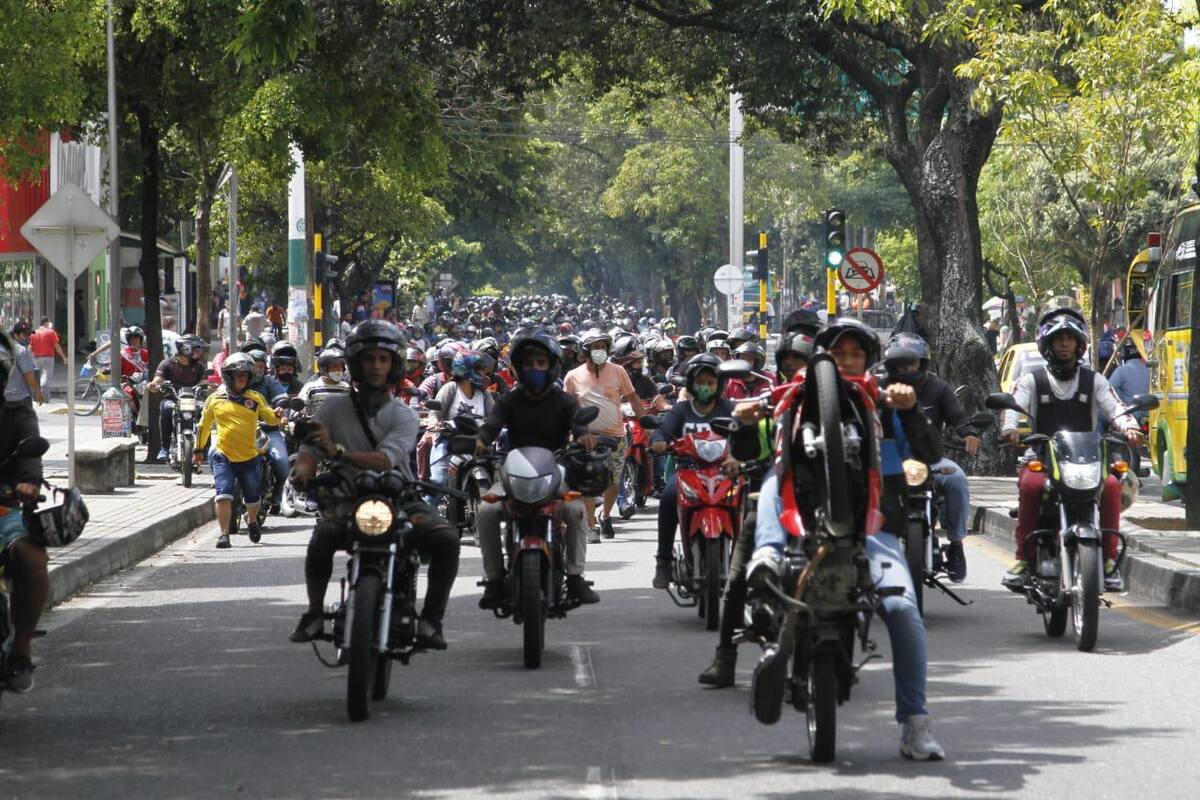 Motociclistas de Bucaramanga aseguraron que no están de acuerdo con esta medida.