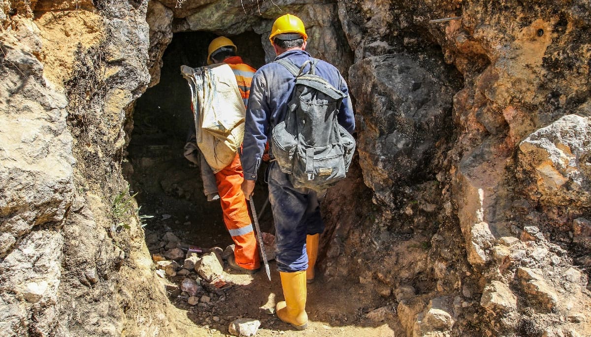 Uno de los líderes de una red que extraía y legalizaba ilegalmente oro de yacimientos en el Bajo Cauca antioqueño y el Sur de Bolívar también cayó en medio de las capturas. Foto: Archivo / VANGUARDIA
