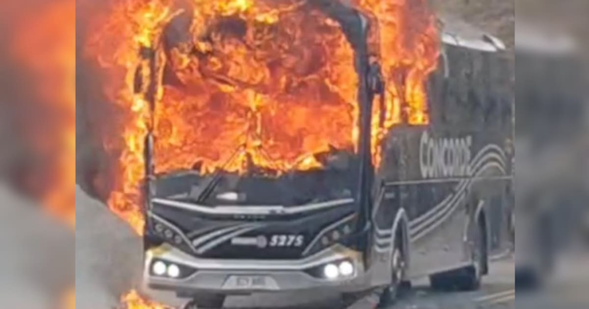Atacan e incineran bus de servicio público en Santander: autoridades apuntan al ELN