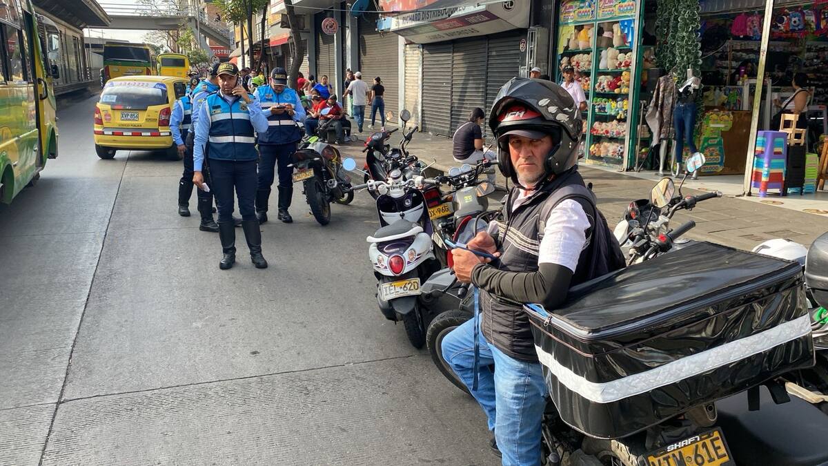 Hoy se llevan a cabo rigurosos controles en el carril exclusivo de Metrolínea.