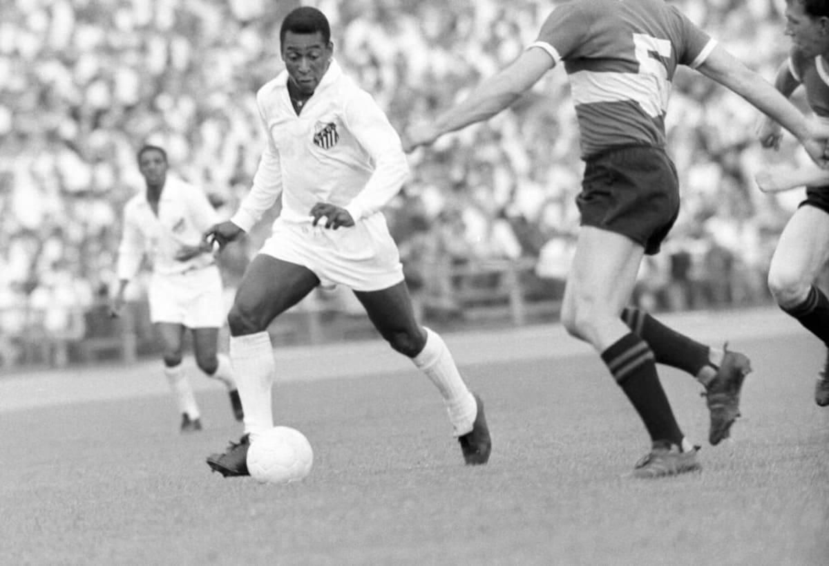 A tres años de su muerte, el Rey Pelé sigue reinando: la historia eterna del único tricampeón del mundo. Foto: Redes sociales.