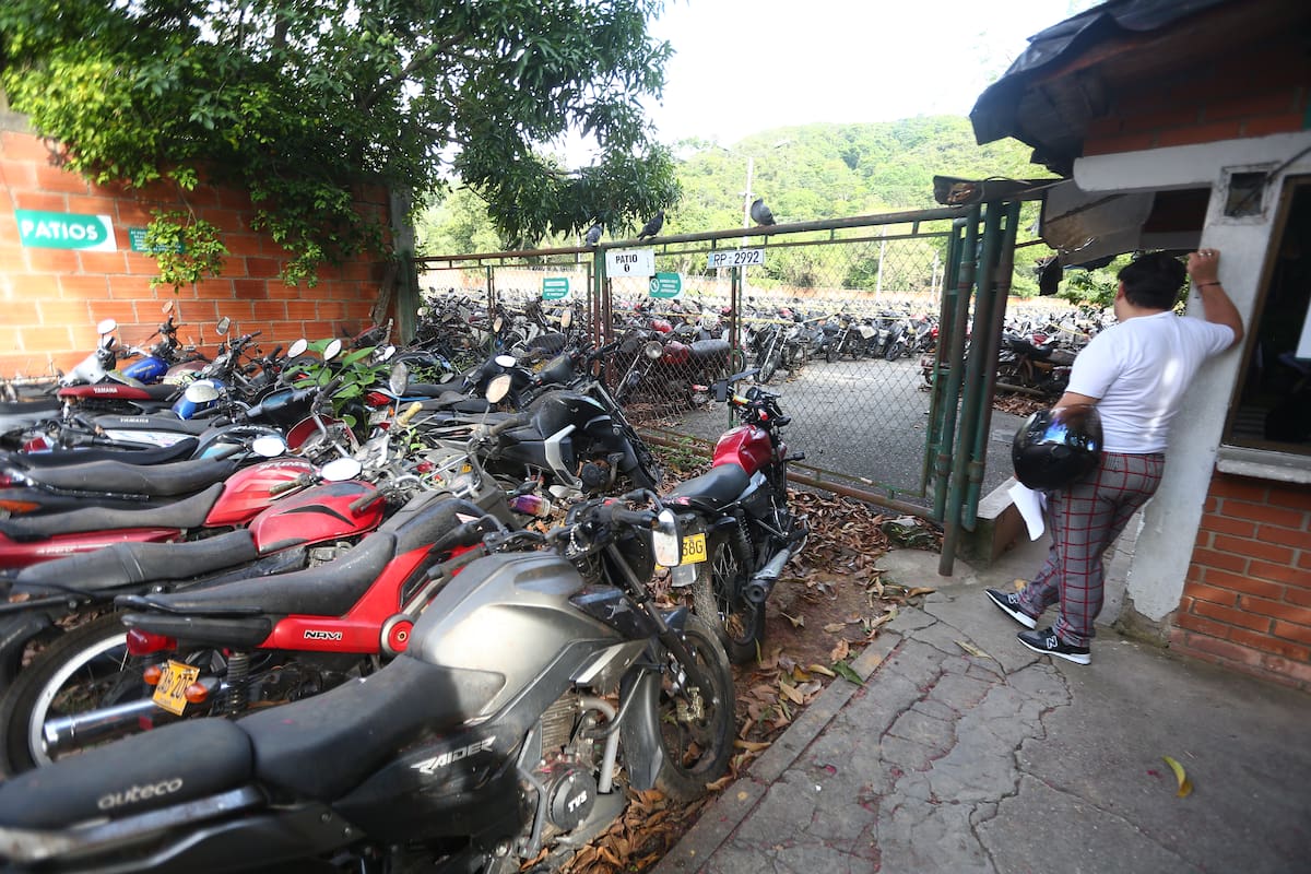 Los reportes indican que hay cerca de 12.000 automotores inmovilizados y sin reclamar. (Foto: Jaime Moreno / VANGUARDIA)