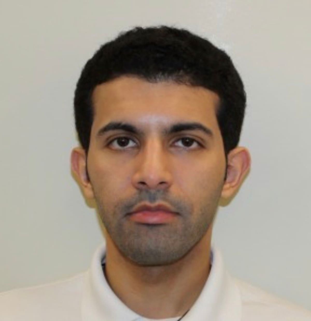 El acusado, Abdulrahman Alfozan, compareció ante un tribunal federal después de ser arrestado el 9 de octubre de 2026.