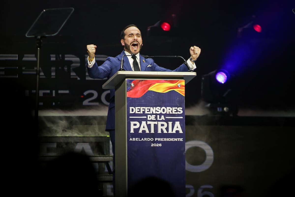 En el Movistar Arena se realizó la Gran Convención de Defensores de la Patria, convocada por Abelardo de la Espriella, candidato a las elecciones presidenciales de 2026, en el marco de su campaña Firme Por La Patria. // Foto: Colprensa - Cristian Bayona.