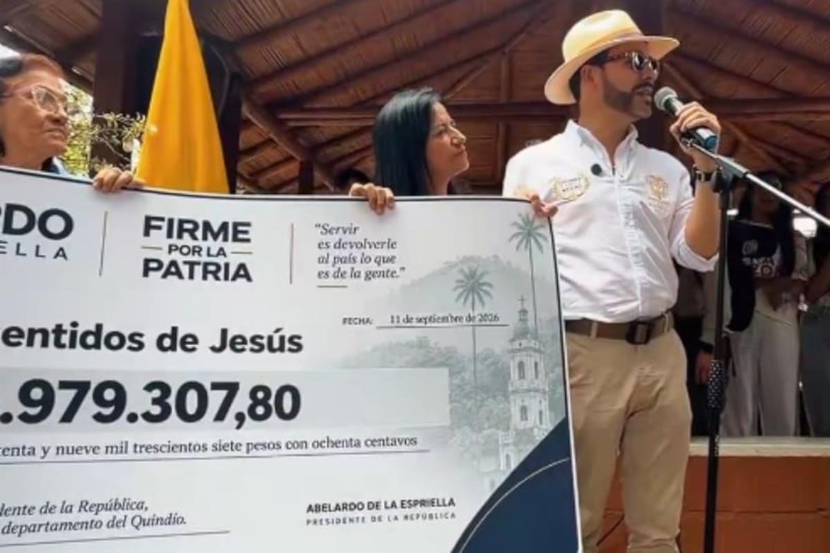 Abelardo De La Espriella donó su primer sueldo como presidente a dos ancianatos de Quindío | Foto Tomada de X