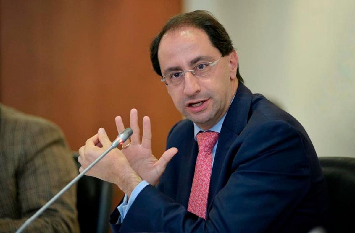 Abelardo De La Espriella e Iván Cepeda exigen “respeto por los votos”