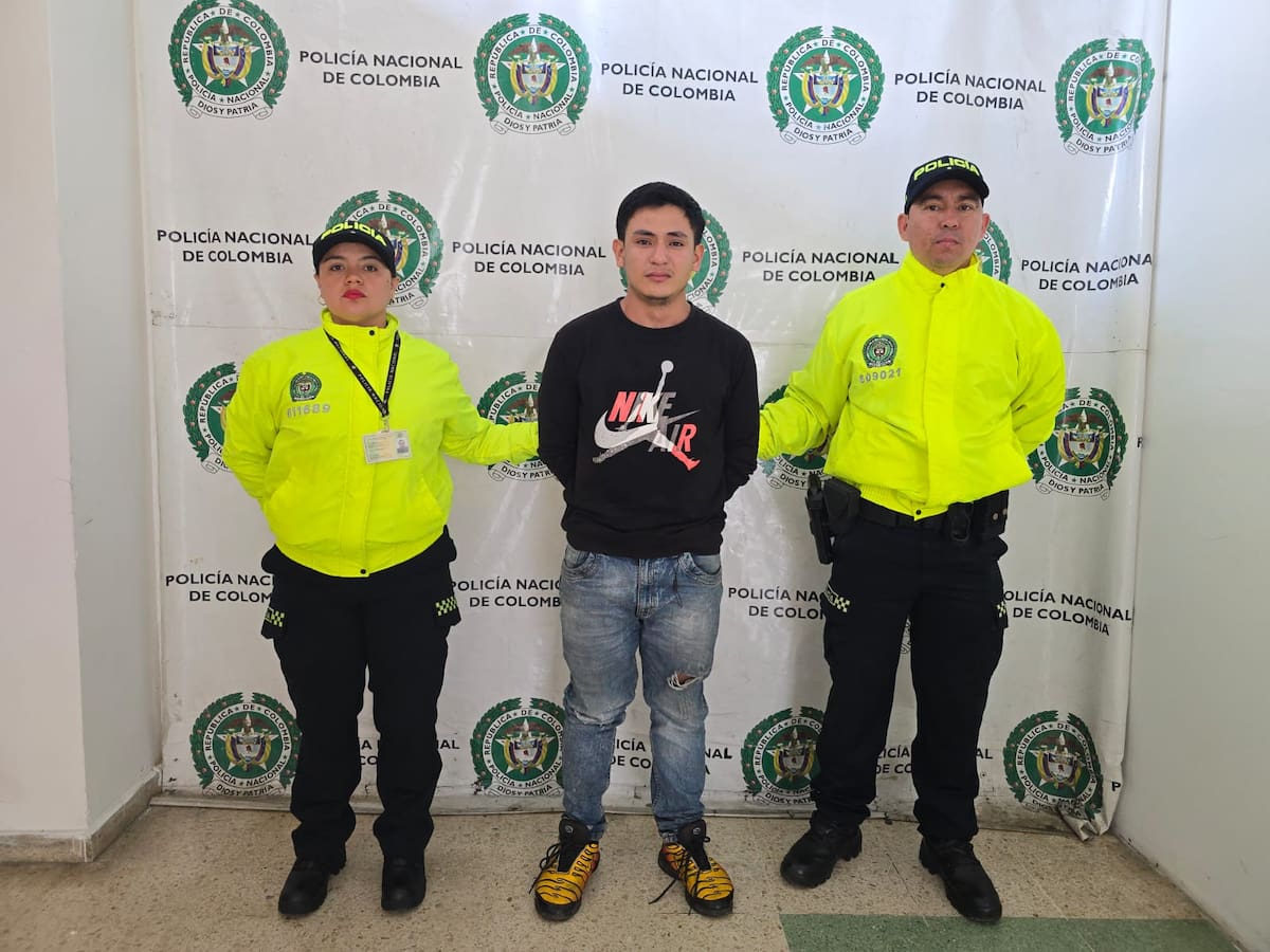 Abimelec Camacho fue capturado como presunto responsable de la muerte de la perrita Kira en Bucaramanga.