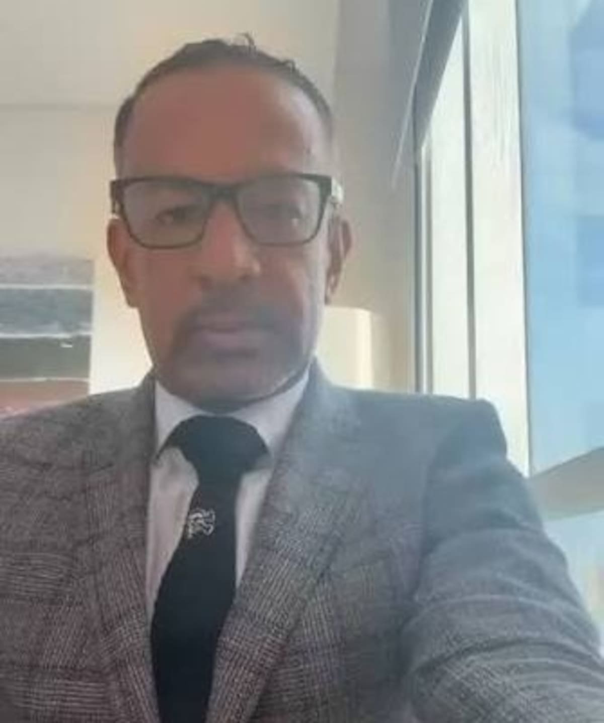 Jhonny Batalla Herrera, abogado de Eva Ferrer. Foto captura, tomada de Redes Socialea.
