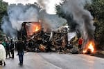 Videos de trágico accidente en Brasil: vehículos se incendiaron tras choque frontal