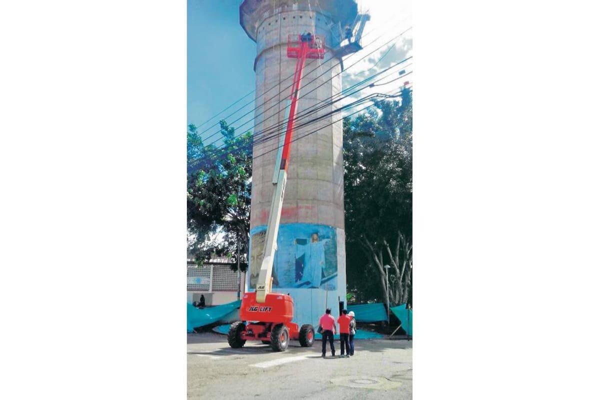 Una de las estructuras que sobresalen e identifican a La Cumbre es su tanque de agua en forma de torre. (Foto: Suministrada / VANGUARDIA LIBERAL)