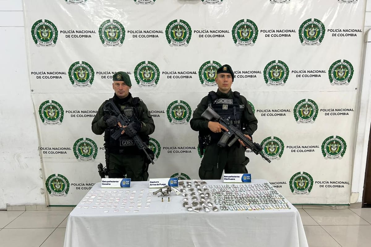 Adolescente fue aprehendido con revólver y marihuana lista para su distribución en Bucaramanga
