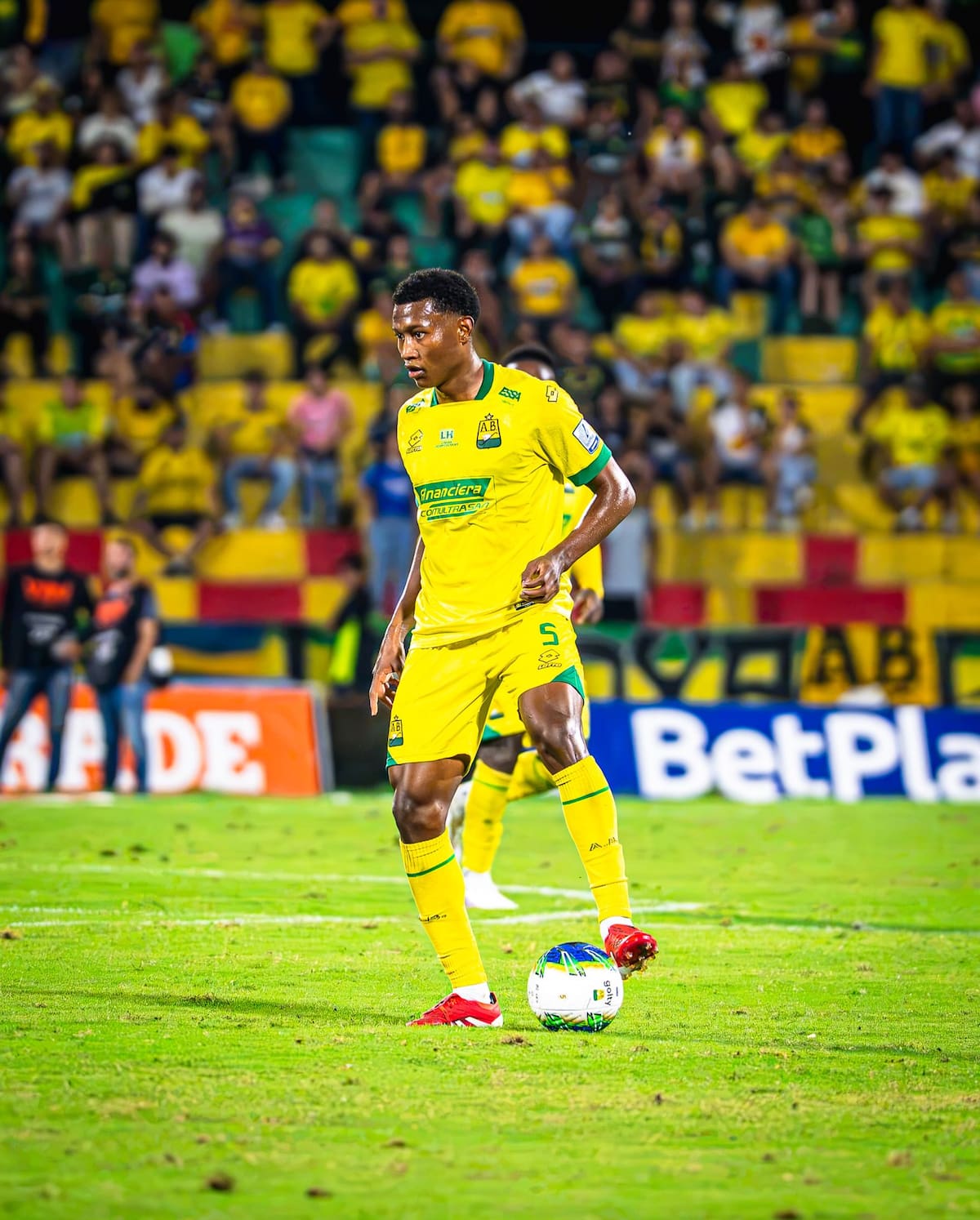 Adrián Murillo, la apuesta juvenil del Atlético Bucaramanga que busca consolidarse y sueña con llegar a Europa. Foto: Redes sociales Adrián Murillo