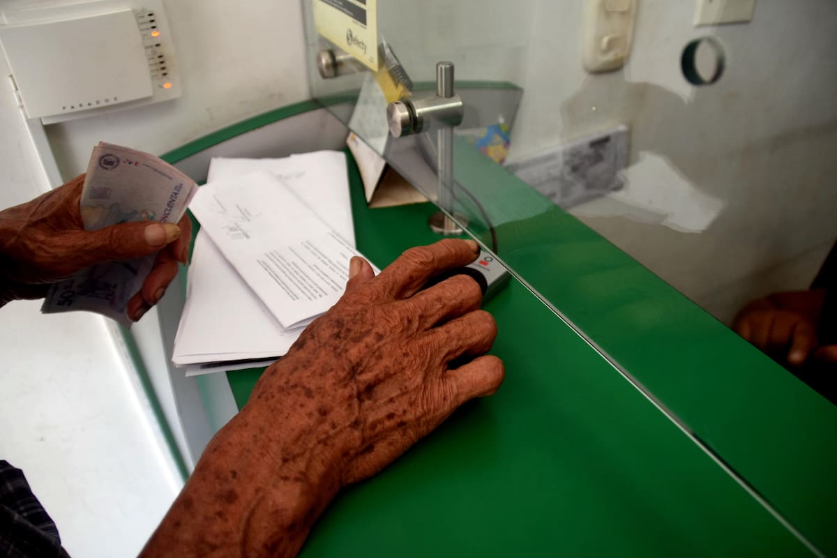 Los giros de este subsidio de Colombia Mayor ahora se realizan por medio del Banco Agrario de Colombia y su red de aliados. (Foto: archivo / VANGUARDIA)