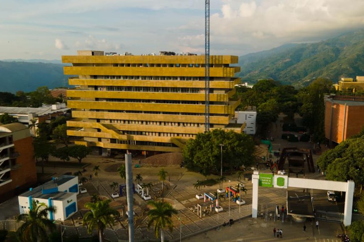 Este es el edificio ganador de la Bienal internacional.
