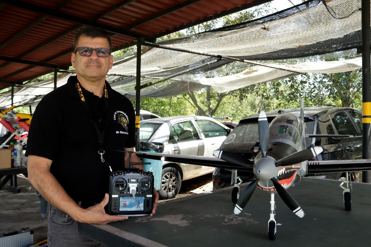 Aeromodelistas de Bucaramanga. Foto: Franz Rey/VANGUARDIA