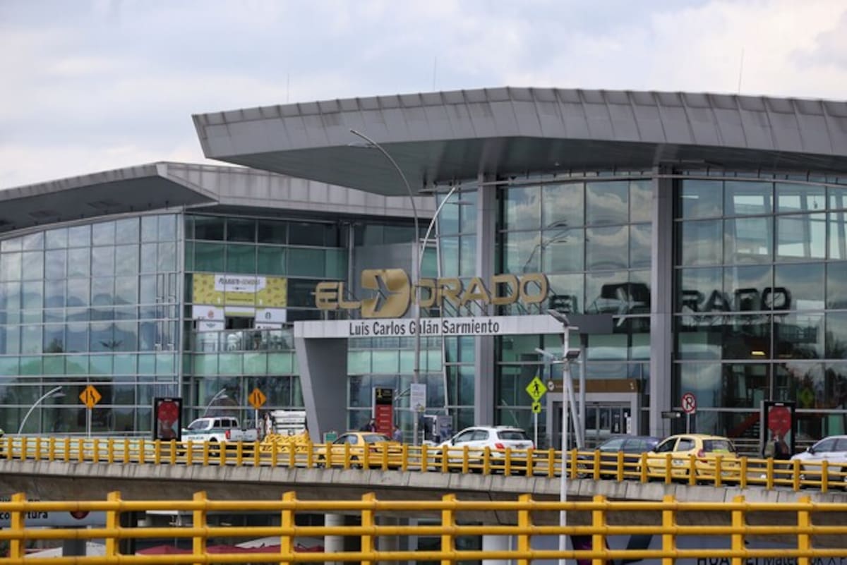 Aeropuerto Internacional El Dorado, de Bogotá. // Foto: Colprensa