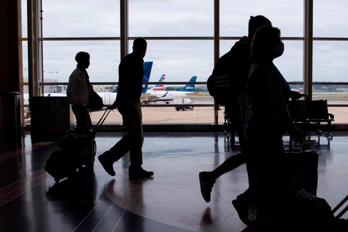 Estados Unidos prohibe de manera temporal la entrada para las personas que hayan estado en una zona que las autoridades hayan designado como zona de riesgo de coronavirus. EFE / VANGUARDIA