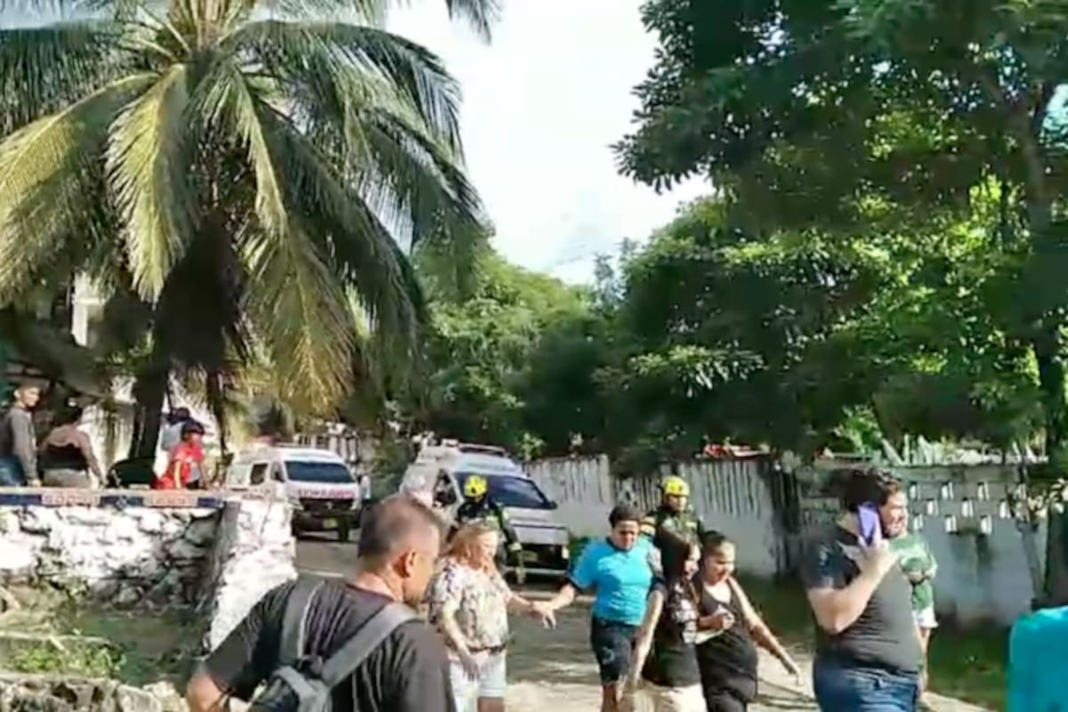 El Consejo Distrital de Gestión del Riesgo de Barranquilla hizo un análisis de la situación de desastre ocurrida en el conjunto residencial Privilegios, en el sector del barrio Campo Alegre.