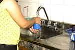 Atento: Norte de Bucaramanga está sin servicio de agua por un daño en el tubo matriz