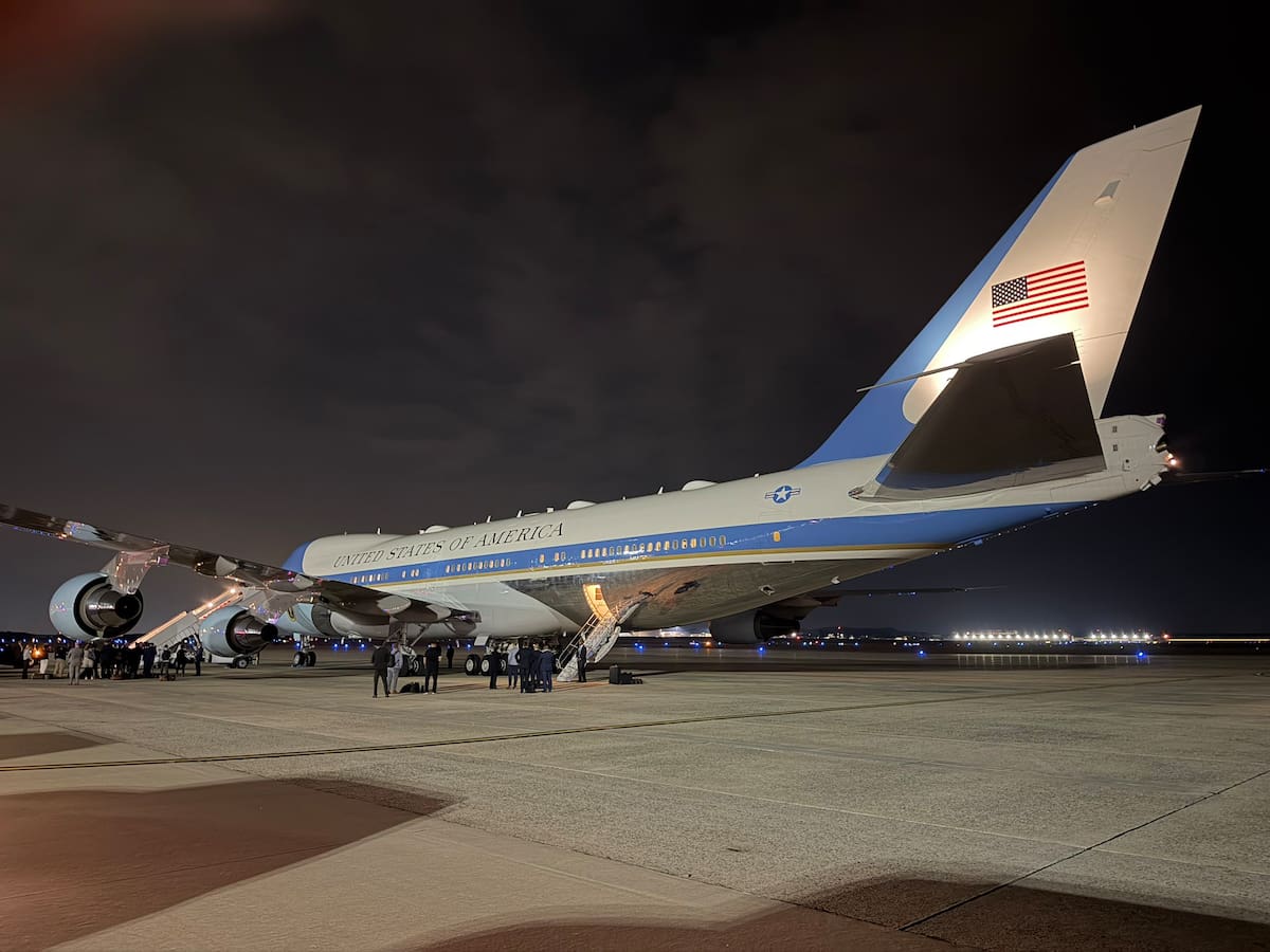 El Gobierno de EE.UU. ha retirado oficialmente el Air Force One de 40 años (SAM2900), que será reemplazado por un B747-8i donado por el Gobierno de Qatar.