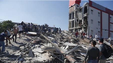 De La Espriella asume liderazgo de la emergencia provocada por el terremoto en Chocó
