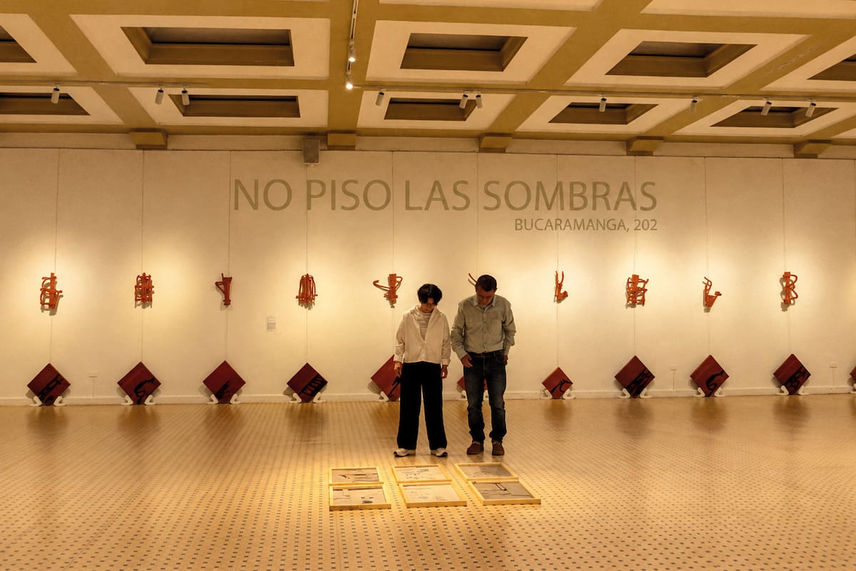 Alberto Camacho y Emma Ordoñez, obra No piso las sombras en la UIS Bucarica. Foto suministrada/VANGUARDIA