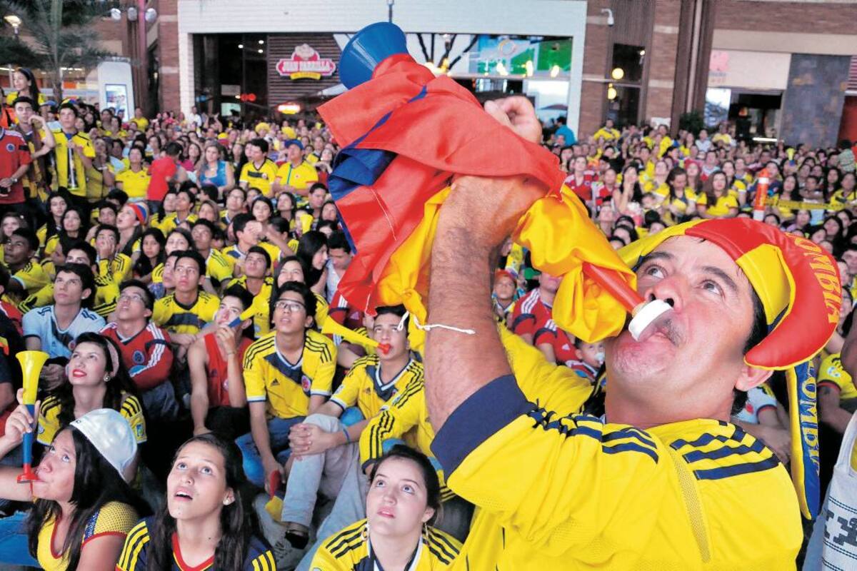 Debemos seguir disfrutando con serenidad este certamen futbolero, siendo tolerantes y gozando el partido de Colombia de una manera armoniosa. (Foto: / VANGUARDIA LIBERAL)