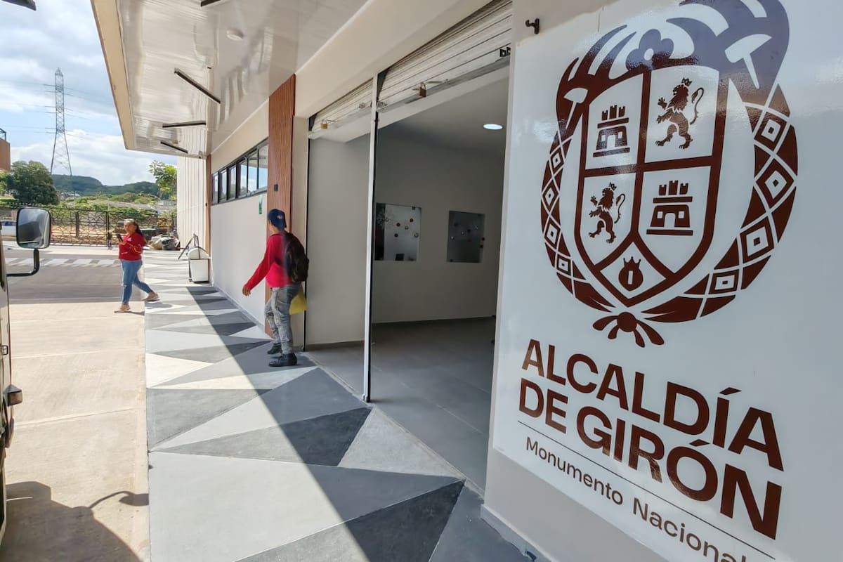 Esta nueva sede se ubica en el Centro Comercial Parque del Río, sobre la carrera 26 # 14-06. (Foto: Marco Valencia / VANGUARDIA)