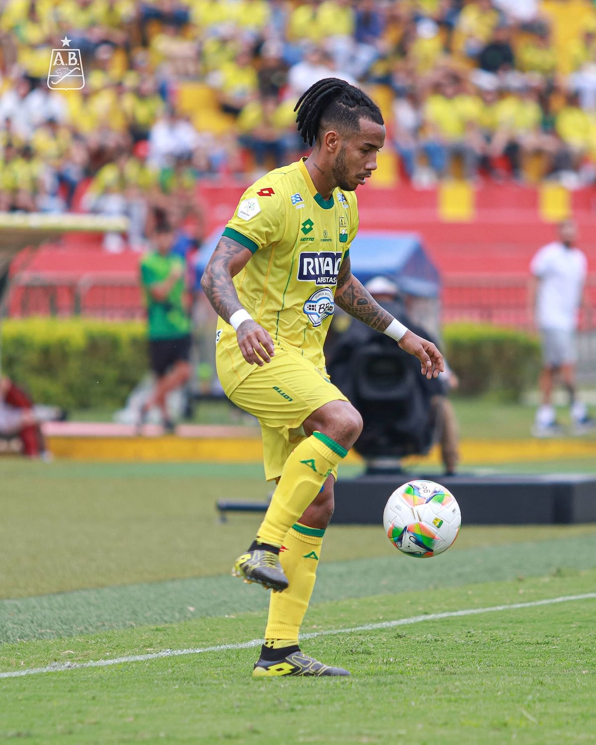 Aldadir Gutiérrez detalló el planteamiento que quiere imponer Gustavo Florentín. Foto: cortesía Atlético Bucaramanga.