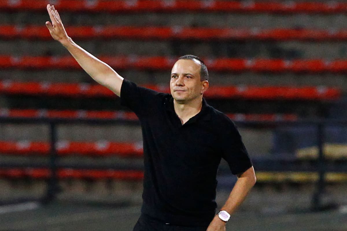 Alejandro Restrepo se ha convertido en uno de los entrenadores colombianos de mayor prestigio en la actualidad. EFE/ STR