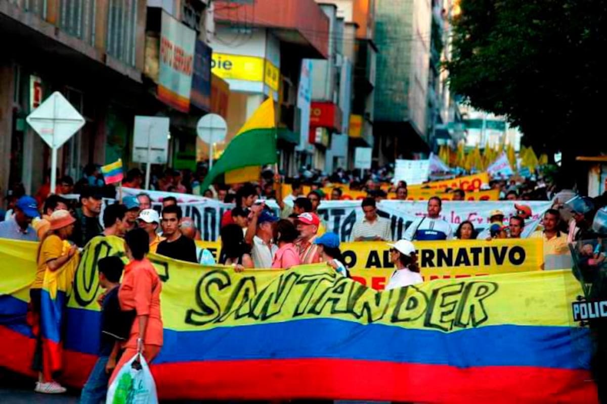 A partir de las 9:00 a.m. se prevén traumatismos en materia de movilidad vehicular sobre la carrera 27, en ambos sentidos. (Foto: archivo / VANGUARDIA)