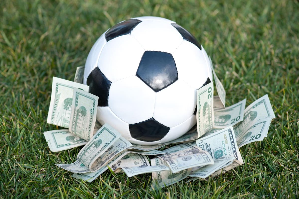 Alerta en el fútbol colombiano por el amaño de partidos.