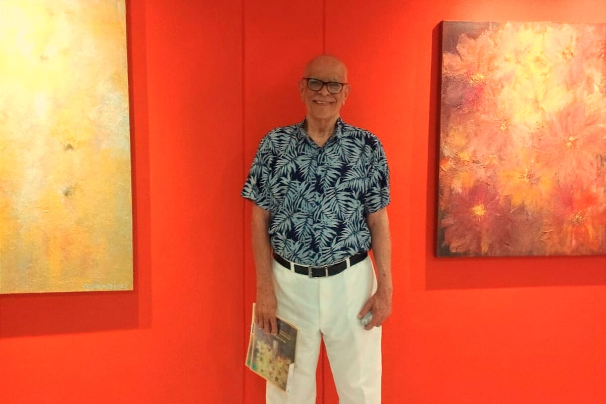 De la vejez, Alfredo Granados Gómez dice “es una enfermedad de la que algunos mueren antes y otros mueren después”. Pero él sigue vivo y activo en el arte, que es su razón de ser y su fuente de alegría. Foto suministrada/VANGUARDIA