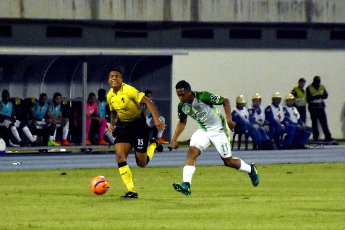 Alianza Petrolera visita hoy, a partir de las 5:30 p.m., a Atlético Nacional, en juego de la novena fecha de la Liga Águila. (Foto: Archivo / VANGUARDIA LIBERAL)