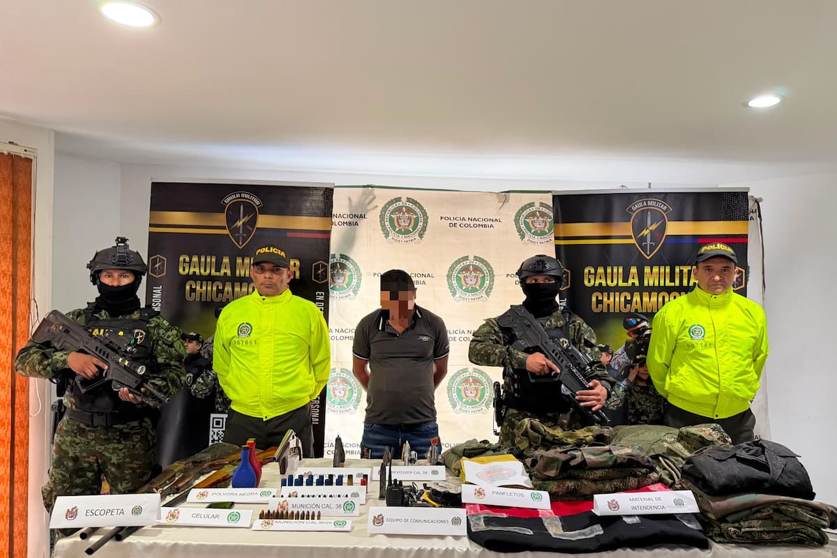 Alias 'Jorge' fue capturado durante un allanamiento en zona rural de Tona, Santander.
